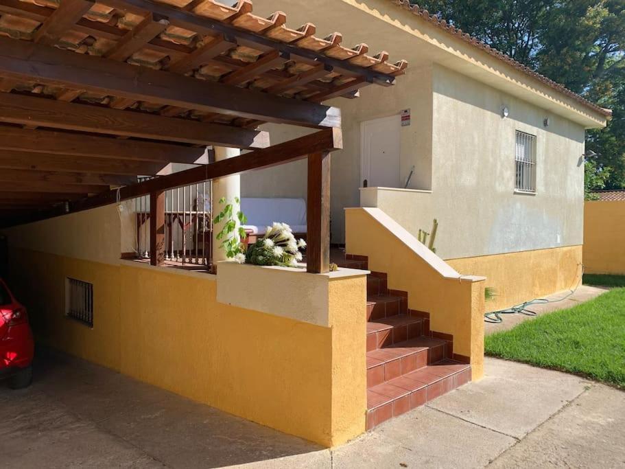 El Castillo Dos Hermanas